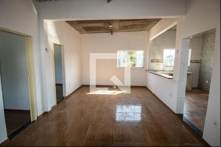 Sala de casa para alugar com 2 quartos, 100m² em Jardim Primavera, Duque de Caxias