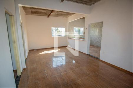 Sala de casa para alugar com 2 quartos, 100m² em Jardim Primavera, Duque de Caxias