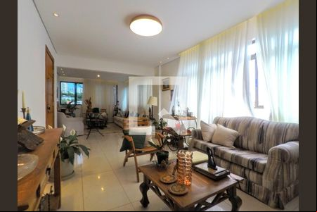 Apartamento à venda com 4 quartos, 180m² em Vila Paris, Belo Horizonte