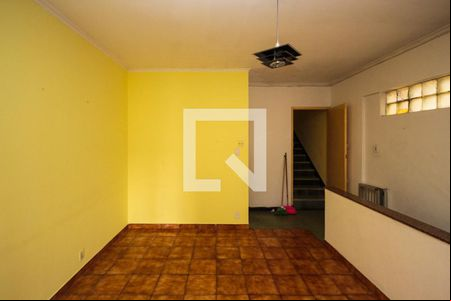 Sala de casa à venda com 5 quartos, 240m² em Vila Antonieta, São Paulo