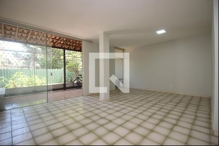 Sala de casa para alugar com 4 quartos, 180m² em Asa Sul, Brasília