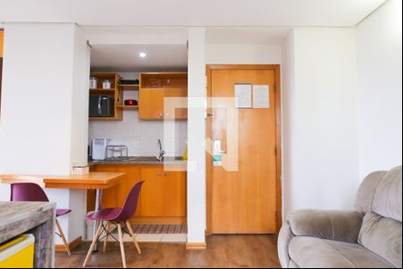 Sala/Cozinha de apartamento para alugar com 1 quarto, 47m² em Centro, Santo André