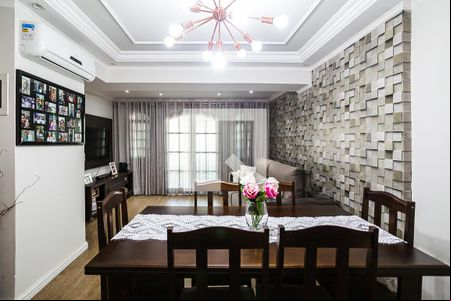 Sala de casa à venda com 4 quartos, 260m² em Vila Tibiriçá, Santo André