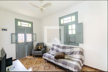 Sala de casa à venda com 4 quartos, 180m² em Fonseca, Niterói