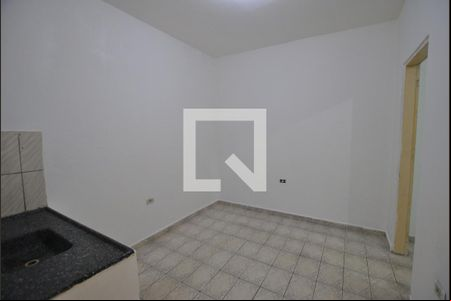 Cozinha de casa para alugar com 1 quarto, 35m² em Vila Cristália, São Paulo