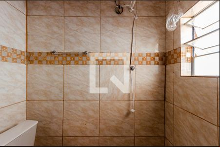 Banheiro de casa para alugar com 1 quarto, 35m² em Jardim Peri, São Paulo