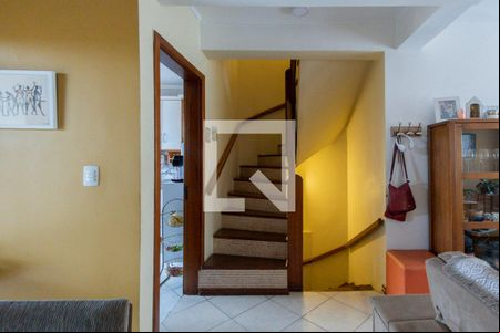 Sala de casa de condomínio à venda com 3 quartos, 205m² em Cristal, Porto Alegre