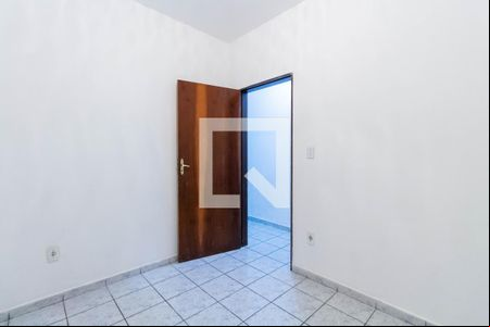 Quarto 2 de casa para alugar com 2 quartos, 80m² em Vila Jacuí, São Paulo