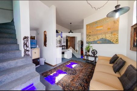 Sala 1 de casa para alugar com 6 quartos, 595m² em Belvedere, Belo Horizonte