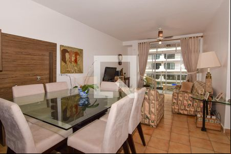 Sala de apartamento para alugar com 3 quartos, 120m² em Barra Funda, Guarujá