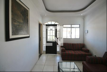 Sala de casa para alugar com 2 quartos, 100m² em Jardim Virgínia, Guarujá
