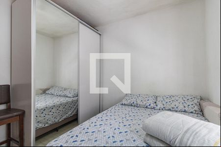 Quarto 2 de apartamento à venda com 2 quartos, 72m² em Vila Ipiranga, Porto Alegre