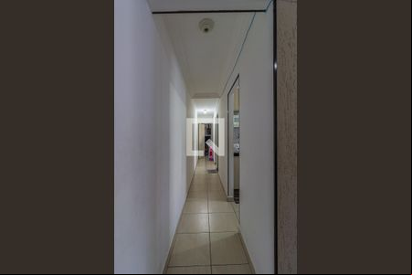 Corredor de apartamento à venda com 2 quartos, 53m² em Jardim das Maravilhas, Santo André