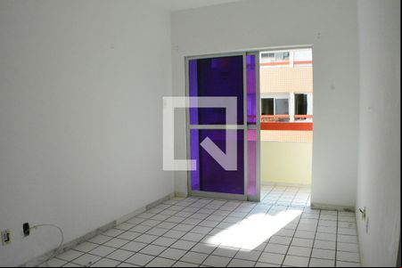 Sala  de apartamento para alugar com 3 quartos, 82m² em Costa Azul, Salvador