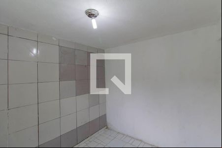Quarto de casa para alugar com 1 quarto, 25m² em Parque Boturussu, São Paulo