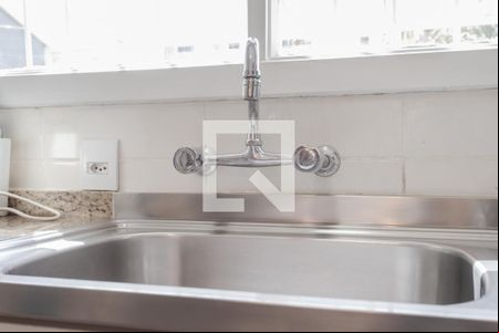 Cozinha de casa de condomínio à venda com 4 quartos, 240m² em Morro Santana, Porto Alegre
