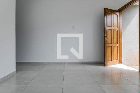 Sala de casa para alugar com 2 quartos, 80m² em Residencial Algarve, Mogi das Cruzes