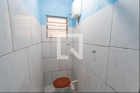 Banheiro de casa para alugar com 1 quarto, 30m² em Cambuci, São Paulo