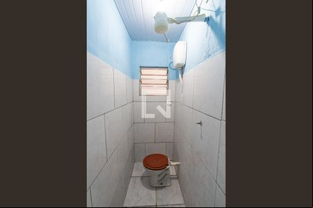 Banheiro de casa para alugar com 1 quarto, 30m² em Cambuci, São Paulo