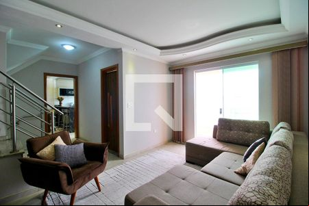 Sala de casa de condomínio à venda com 3 quartos, 158m² em Vila Assunção, Santo André