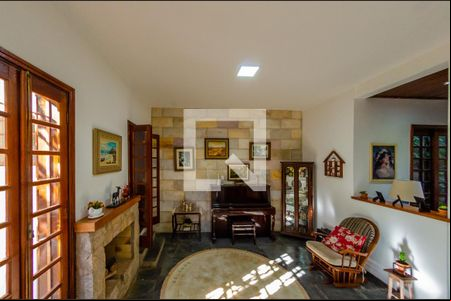 Sala da Lareira de casa para alugar com 6 quartos, 500m² em Parque das Universidades, Campinas