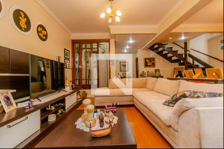 Sala de casa para alugar com 3 quartos, 220m² em Partenon, Porto Alegre