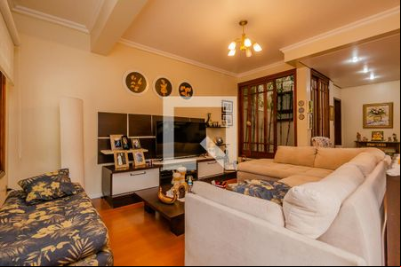 Sala de casa para alugar com 3 quartos, 220m² em Partenon, Porto Alegre