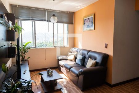 Sala  de apartamento à venda com 2 quartos, 50m² em Fonseca, Niterói