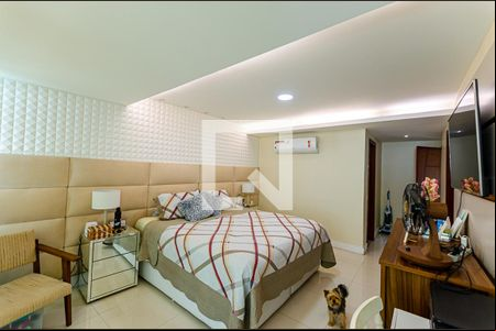 Suite  de casa para alugar com 5 quartos, 450m² em Vital Brasil, Niterói