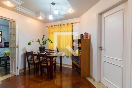 Sala de casa para alugar com 4 quartos, 240m² em Vila Buenos Aires, São Paulo