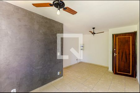 Sala de apartamento para alugar com 2 quartos, 51m² em Fonseca, Niterói