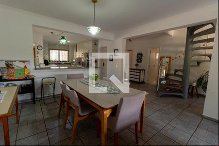 Sala de Jantar de casa de condomínio para alugar com 6 quartos, 260m² em Parque dos Principes, São Paulo