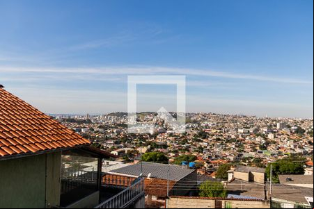 Vista da Sala de casa de condomínio para alugar com 3 quartos, 360m² em Novo Glória, Belo Horizonte