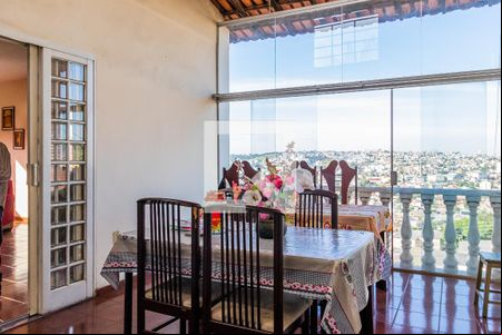 Sala de Jantar de casa de condomínio para alugar com 3 quartos, 360m² em Novo Glória, Belo Horizonte