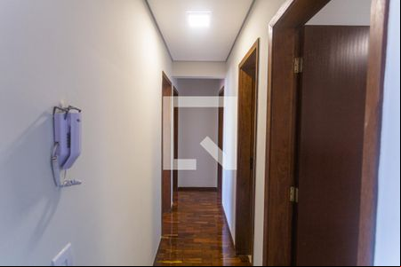 Corredor de apartamento à venda com 4 quartos, 110m² em Concórdia, Belo Horizonte