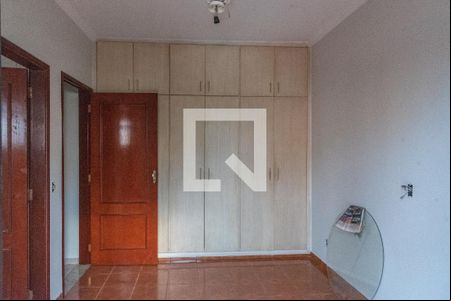 Suíte  de casa para alugar com 4 quartos, 350m² em Jardim Anton Von Zuben, Campinas