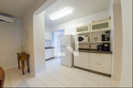 Cozinha de apartamento para alugar com 2 quartos, 80m² em Ingleses Norte, Florianópolis
