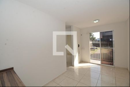 Sala de apartamento à venda com 3 quartos, 57m² em Cordovil, Rio de Janeiro