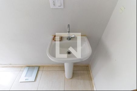 Lavabo de casa para alugar com 4 quartos, 220m² em Vila Industrial, Campinas