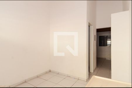 Cozinha de casa de condomínio para alugar com 1 quarto, 34m² em Jardim Cocaia, Guarulhos
