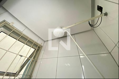 Chuveiro do Banheiro de kitnet/studio à venda com 1 quarto, 30m² em Centro, São Leopoldo