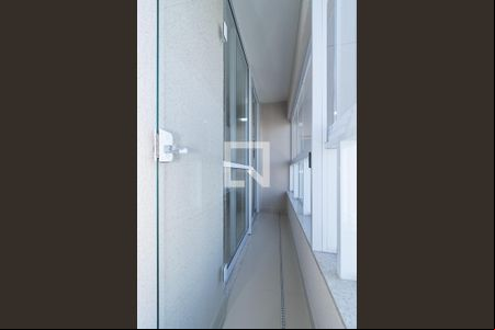 Varanda da Sala de apartamento para alugar com 2 quartos, 63m² em Setor Bueno, Goiânia