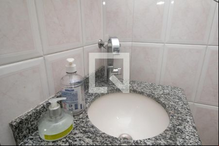 Banheiro de apartamento à venda com 1 quarto, 26m² em Vila Prudente, São Paulo