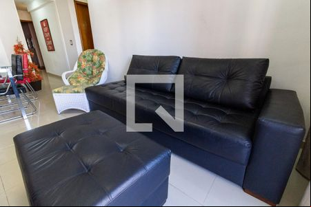 Detalhe da sala de apartamento para alugar com 2 quartos, 76m² em Boqueirão, Praia Grande