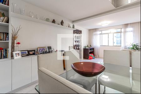 Sala de apartamento à venda com 2 quartos, 120m² em Itaim Bibi, São Paulo