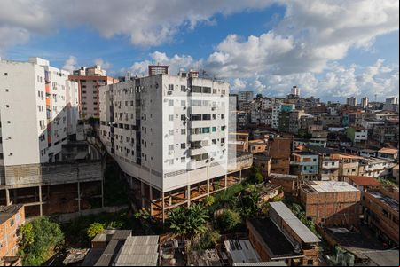 Vista da Varanda de apartamento para alugar com 2 quartos, 45m² em Vila Laura, Salvador