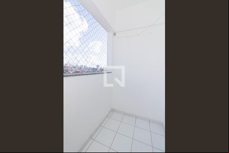 Varanda de apartamento para alugar com 2 quartos, 45m² em Vila Laura, Salvador