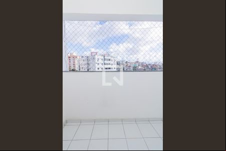 Varanda de apartamento para alugar com 2 quartos, 45m² em Vila Laura, Salvador