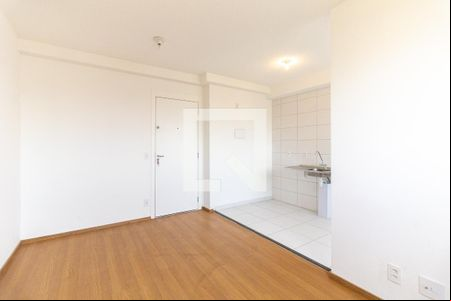 Sala  de apartamento para alugar com 2 quartos, 42m² em Jardim São Savério, São Paulo