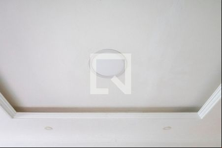 Sala de casa à venda com 4 quartos, 215m² em Vila Nova, Porto Alegre